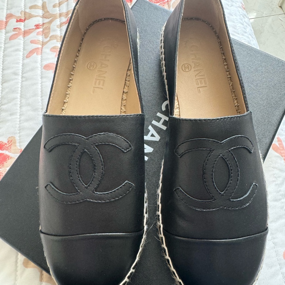 Brand New!Chanel Black Espadrilles size 40 - Picture 7 of 10